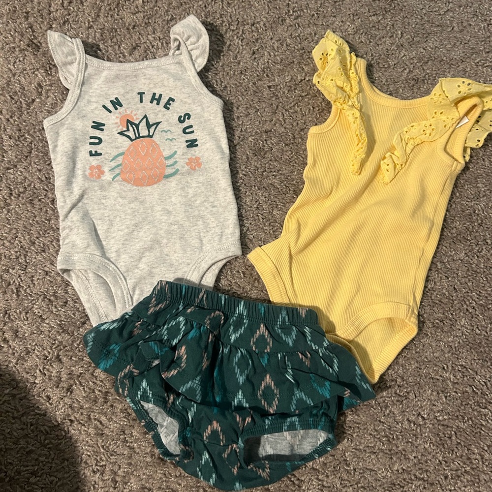 Fun in the Sun Baby Bodysuit Set- 0-3 month